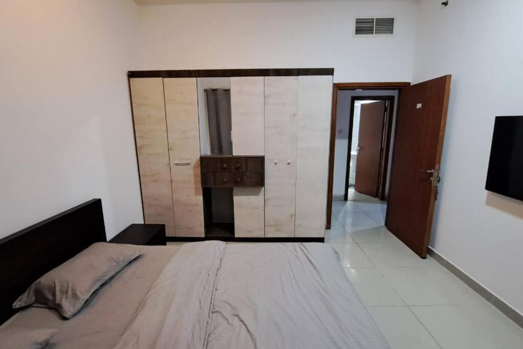 2 Bedroom With 4 King Size Beds Dubai Buitenkant foto